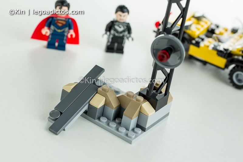 review lego 76002 Superman Metropolis Showdown-5171